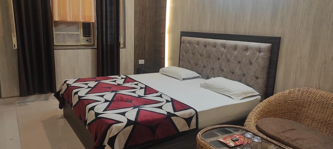 Hotel Shiv Ganga Рішикеш Екстер'єр фото