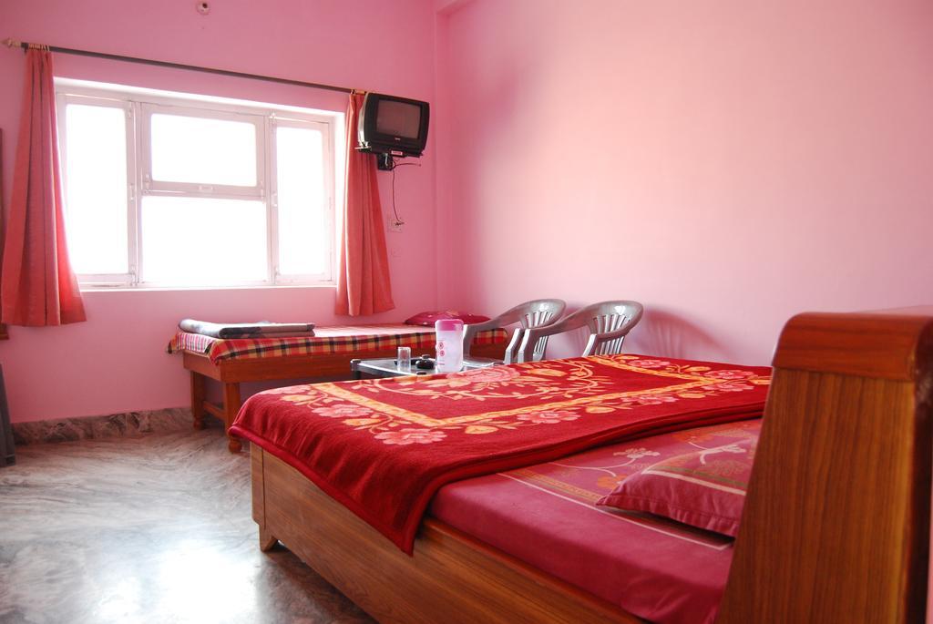 Hotel Shiv Ganga Рішикеш Екстер'єр фото